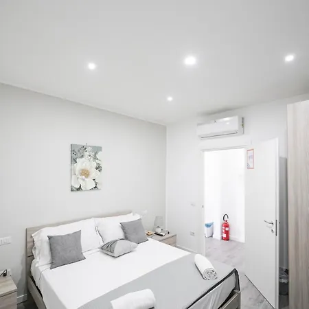 Capodichino 127 - 20 דירה