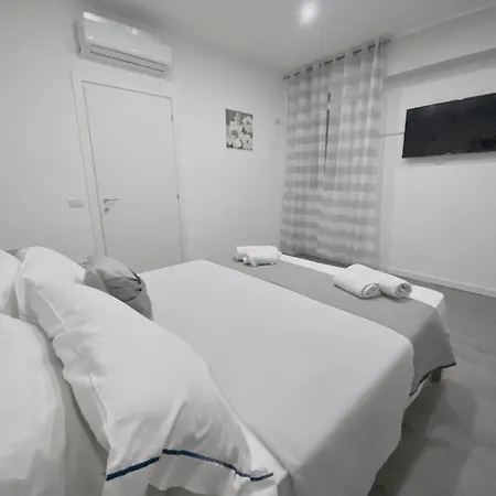 Capodichino 127 - 20 דירה נאפולי