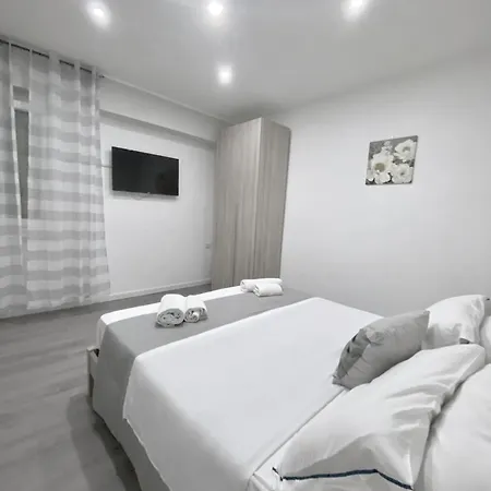 Apartment Capodichino 127 - 20 *